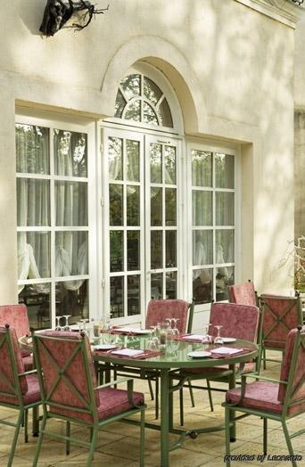 Chateau De Lignan Narbonne Restaurang bild